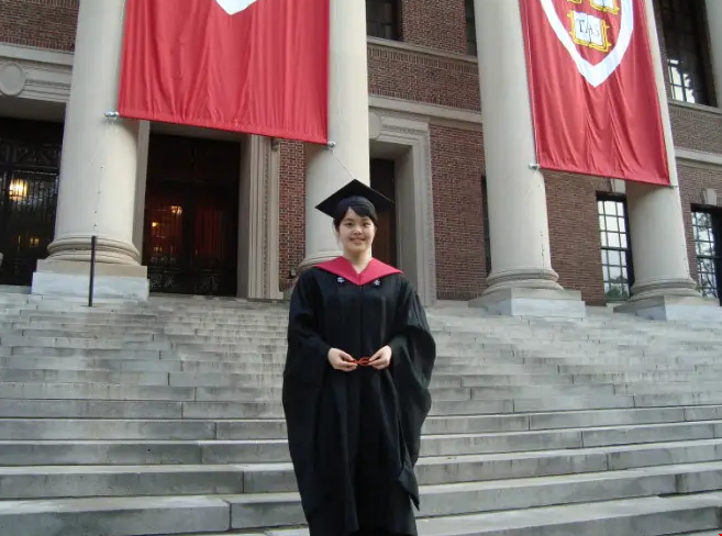 哈佛大学研究生读几年.png