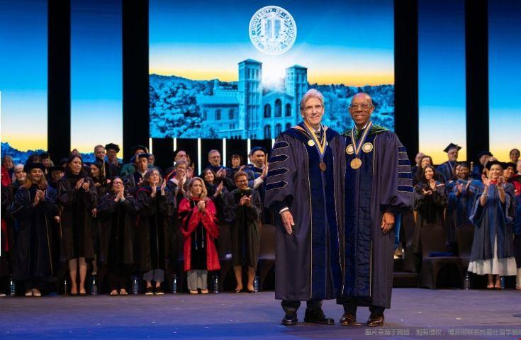 UCLA校长就职典礼.png