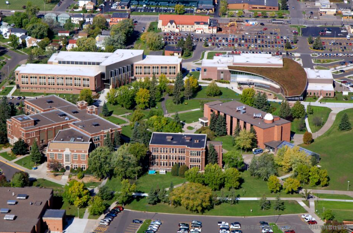 华盛顿大学西雅图分校