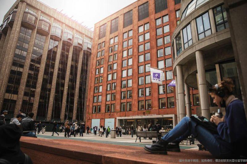 美国纽约大学好不好.jpg 纽约大学校园景观.jpg