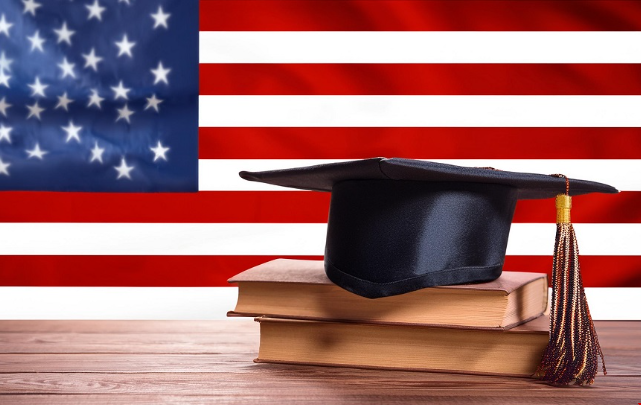 美国留学