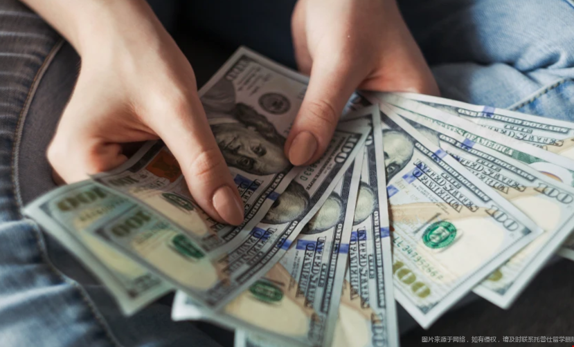 英国与美国博士读书花费对比.png 英国与美国博士读书奖学金对比.png