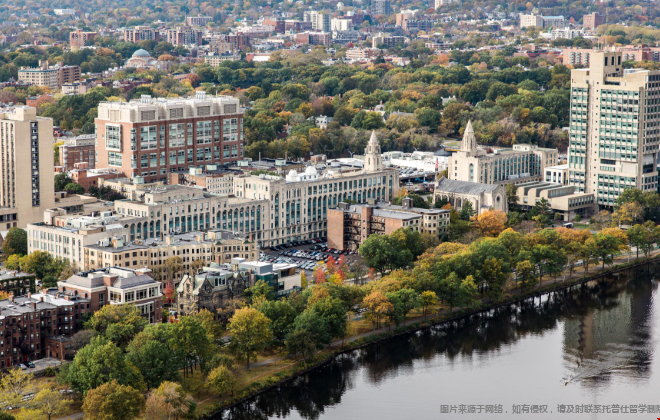 波士顿大学