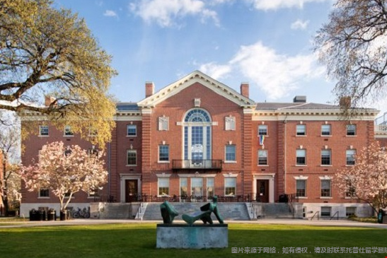 布朗大学公共事务硕士项目介绍