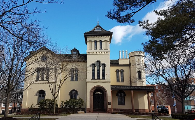 美国大学转学申请要推荐信吗