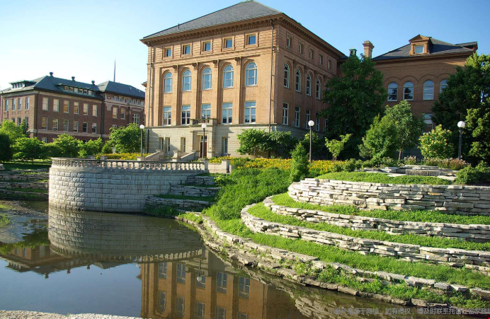 UIUC商学院申请条件