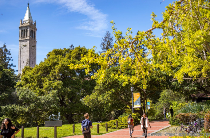 加州大学伯克利和洛杉矶分校哪个位置好