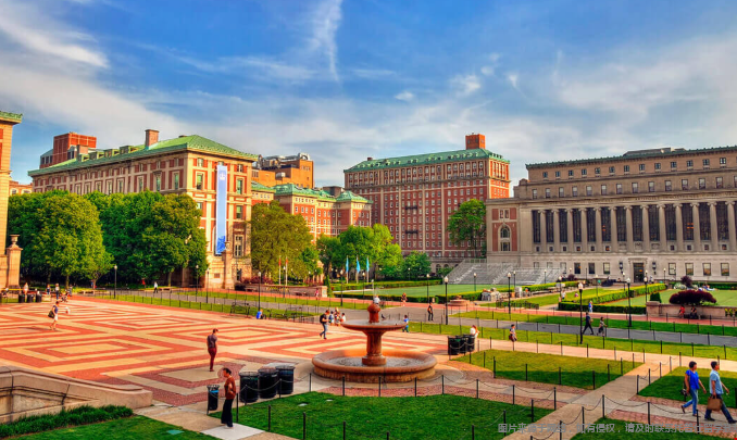 哥大与纽大谁的费用更低