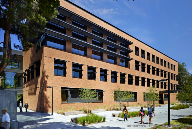 乔治城大学和华盛顿大学哪个更好 乔治城大学和华盛顿大学哪个更好