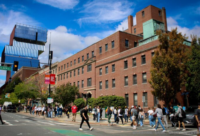 英国研究生和美国研究生哪个好考